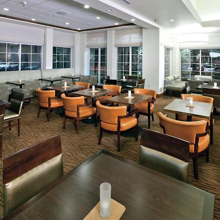Hilton Garden Inn Ontario Ранчо-Кукамонга Экстерьер фото
