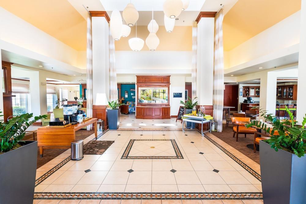 Hilton Garden Inn Ontario Ранчо-Кукамонга Экстерьер фото