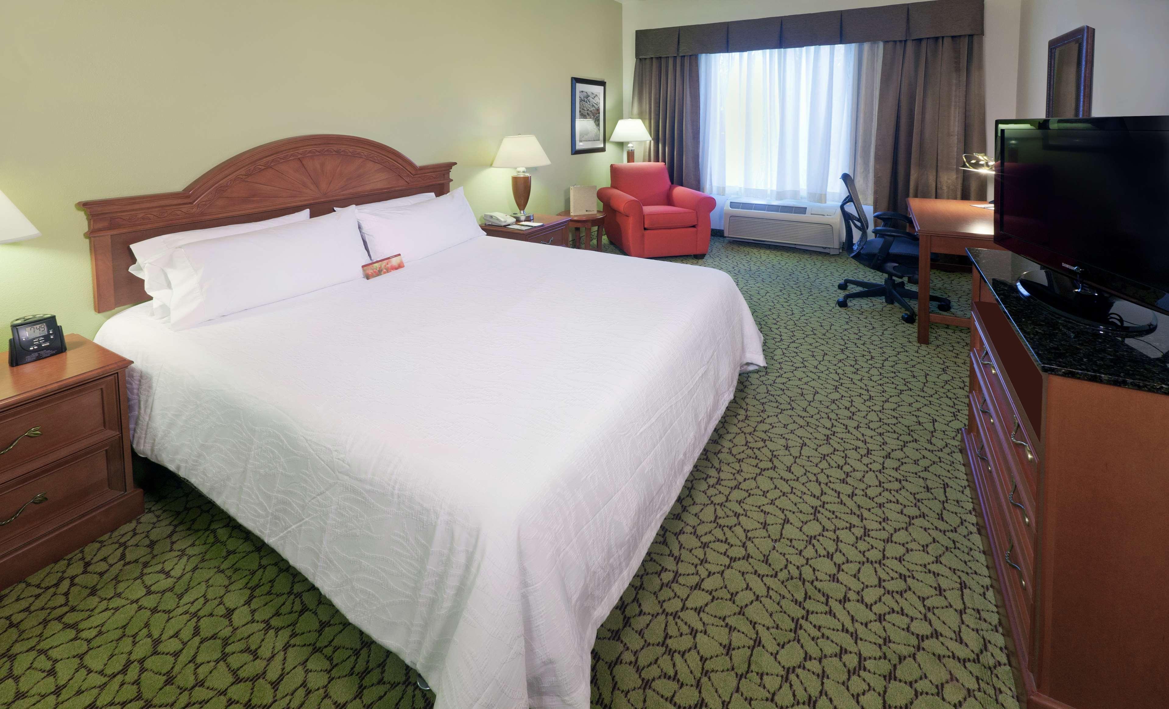 Hilton Garden Inn Ontario Ранчо-Кукамонга Экстерьер фото