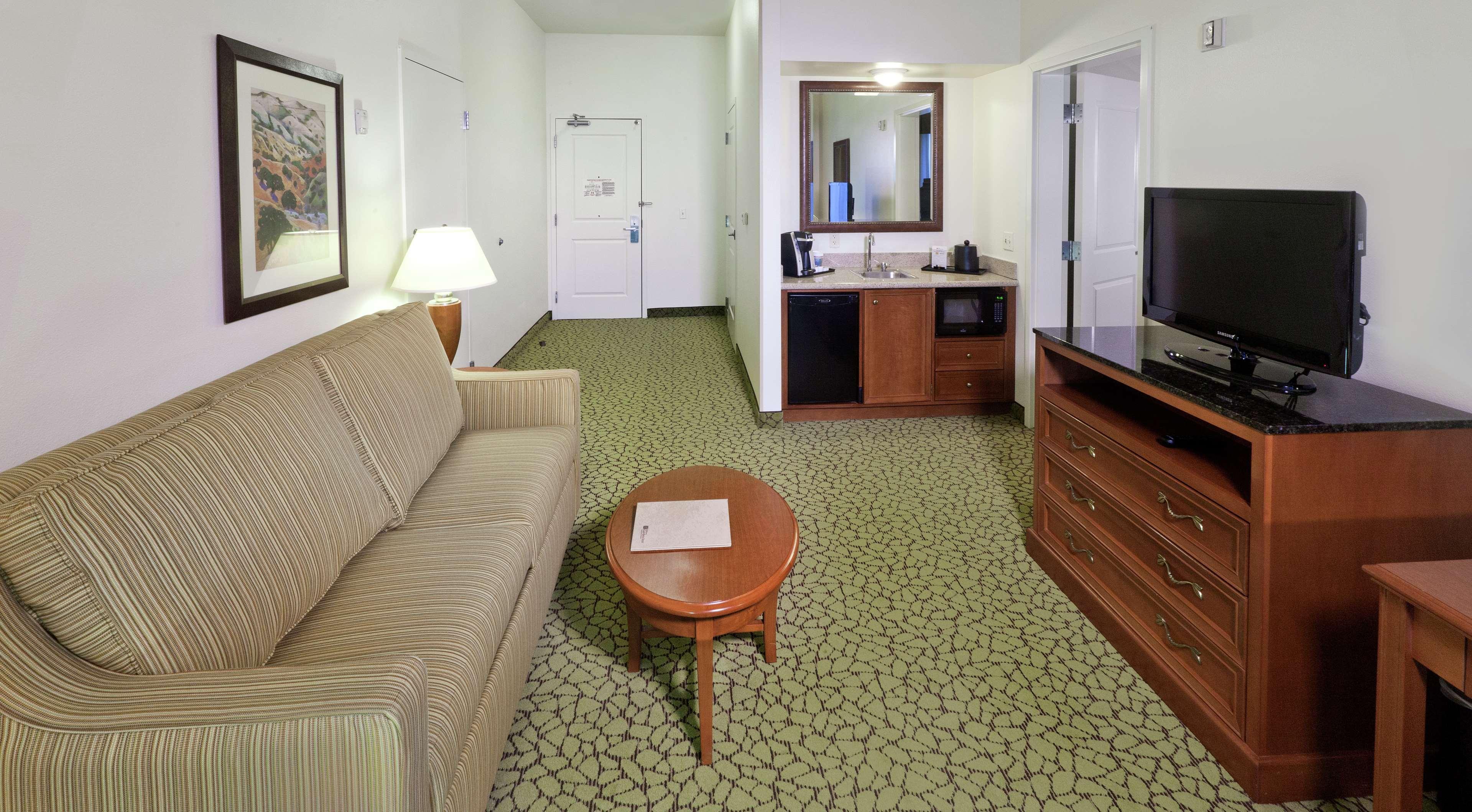 Hilton Garden Inn Ontario Ранчо-Кукамонга Экстерьер фото
