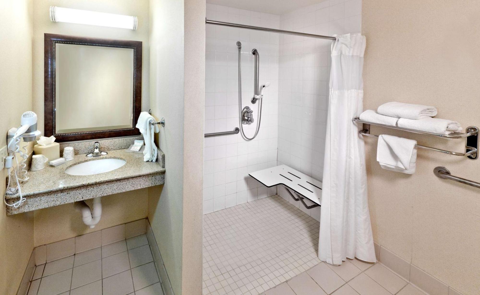 Hilton Garden Inn Ontario Ранчо-Кукамонга Экстерьер фото