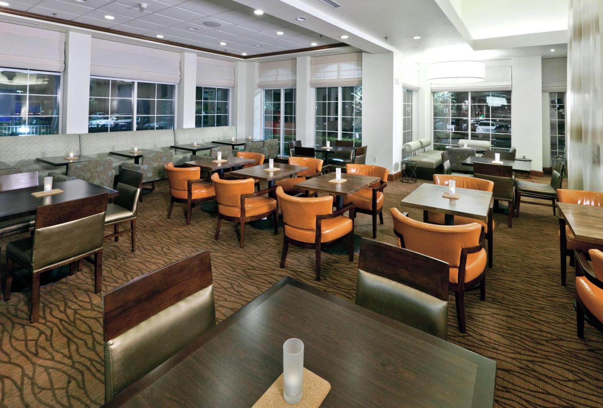 Hilton Garden Inn Ontario Ранчо-Кукамонга Экстерьер фото