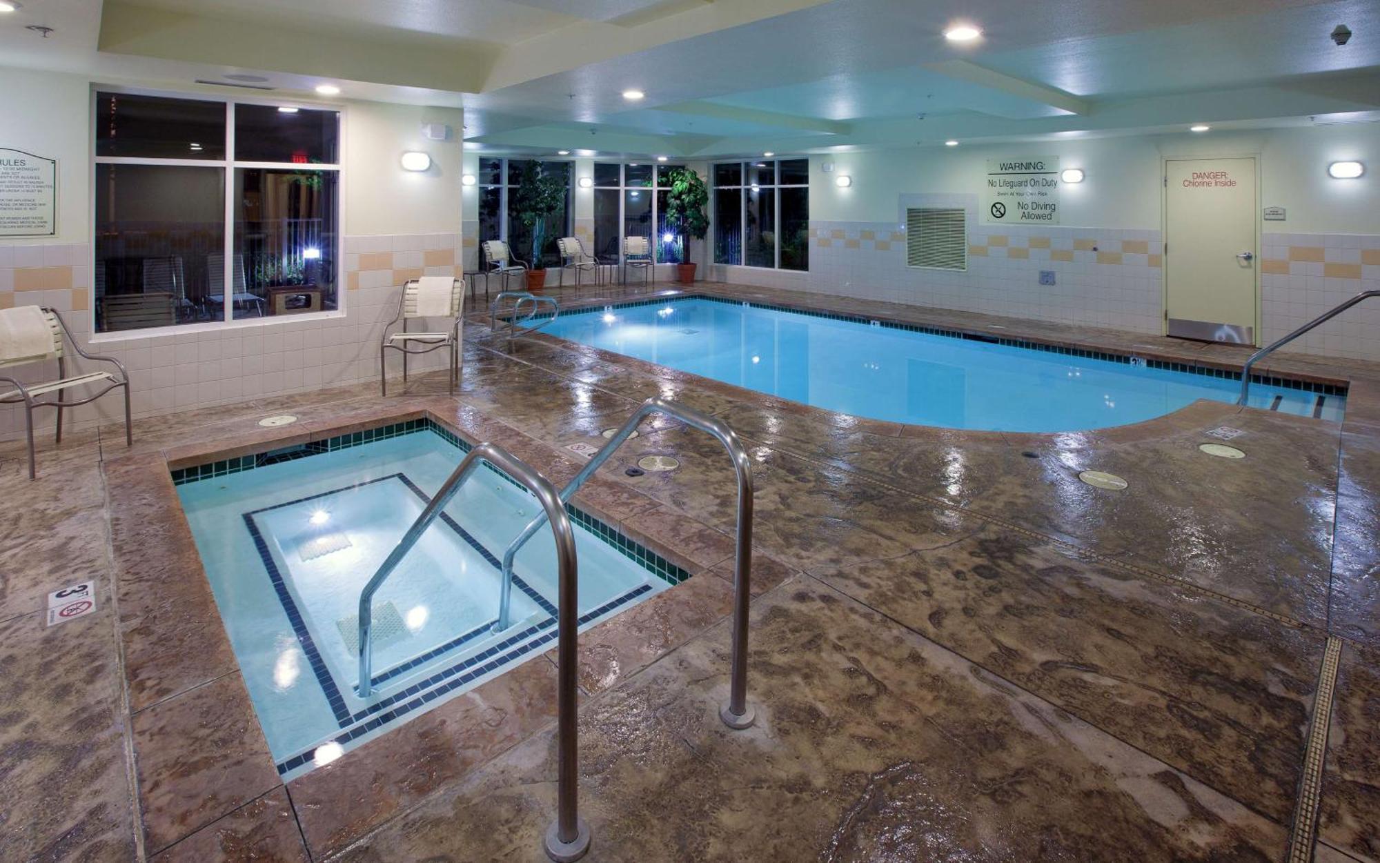 Hilton Garden Inn Ontario Ранчо-Кукамонга Экстерьер фото