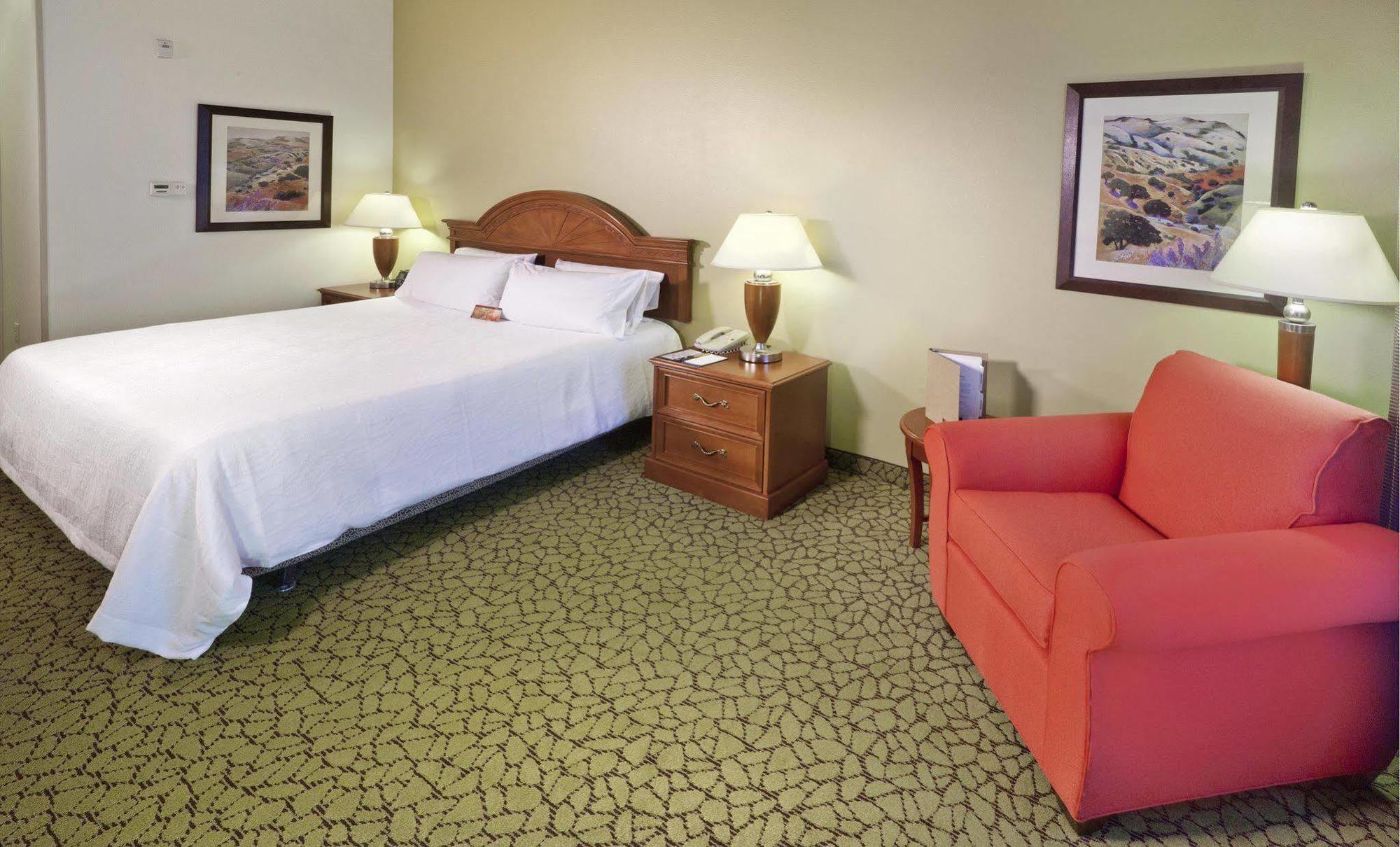 Hilton Garden Inn Ontario Ранчо-Кукамонга Экстерьер фото